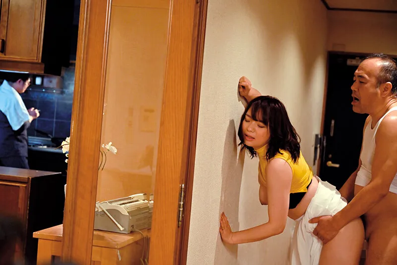 Xin lỗi gã chồng, cái thai trong bụng em là của bố